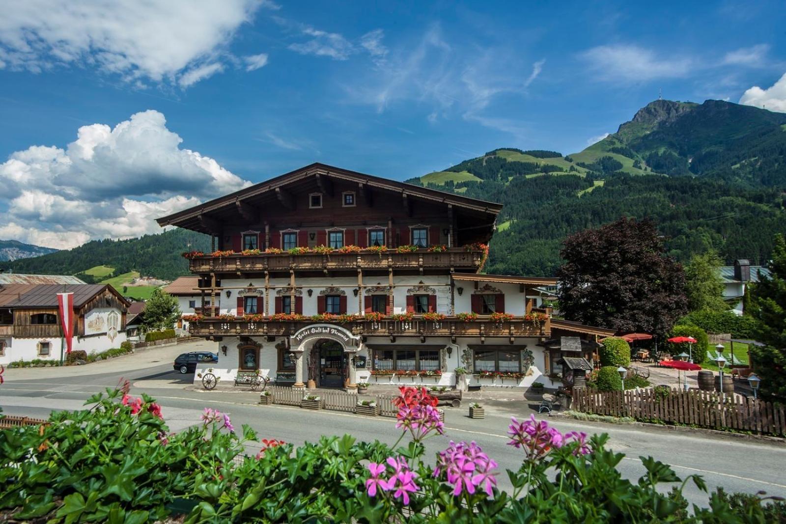 Kaiserhotel Neuwirt Oberndorf in Tirol Dış mekan fotoğraf