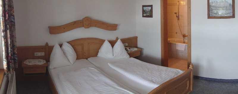 Kaiserhotel Neuwirt Oberndorf in Tirol Dış mekan fotoğraf