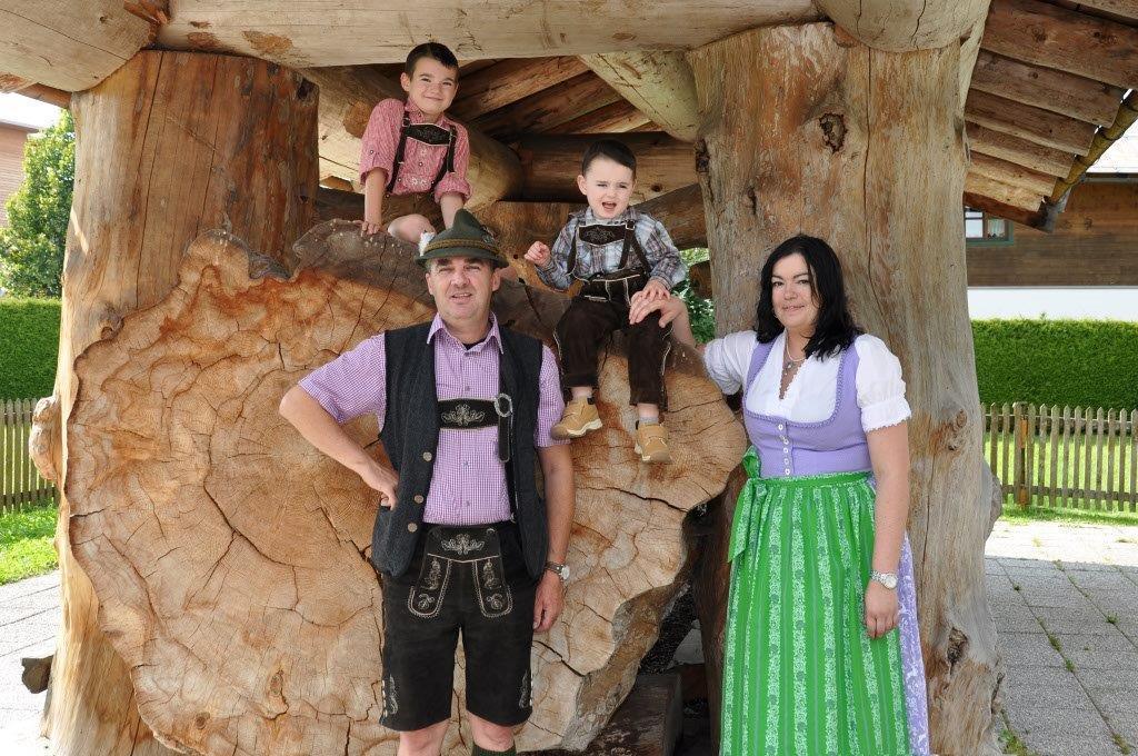Kaiserhotel Neuwirt Oberndorf in Tirol Dış mekan fotoğraf