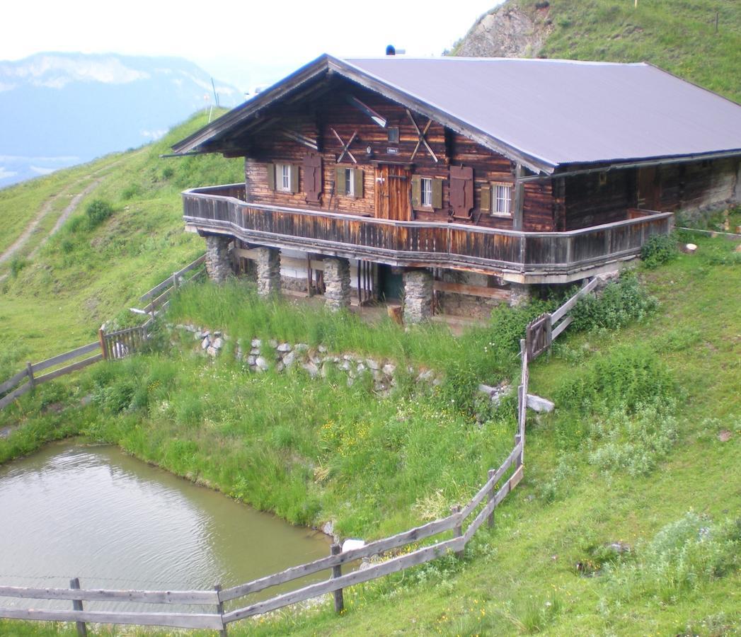Kaiserhotel Neuwirt Oberndorf in Tirol Dış mekan fotoğraf